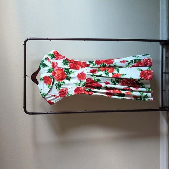 Pinup Couture floral midi dress - Picture 2 of 12